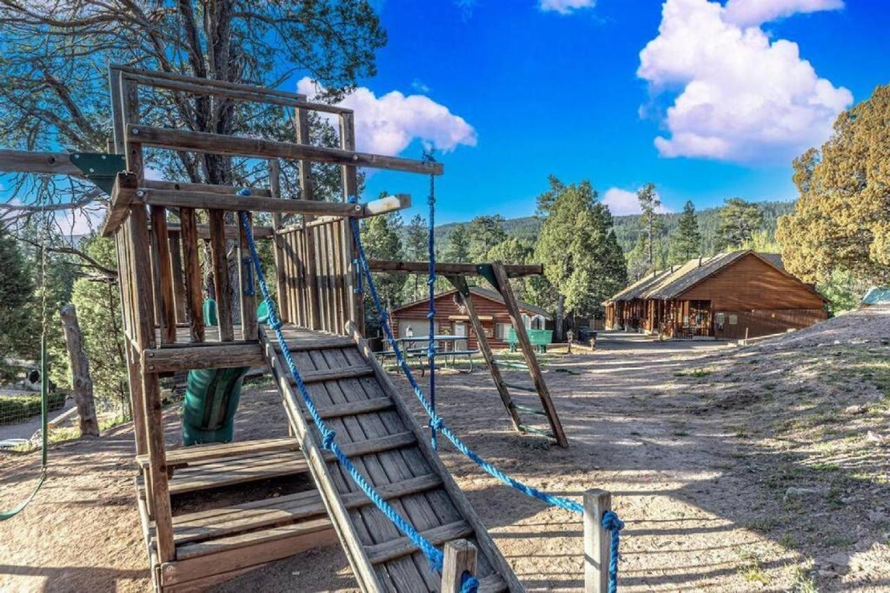 Cabin #3 Rainbow Trout - Pet Friendly- Sleeps 6 - Playground & Game Room Payson Ngoại thất bức ảnh